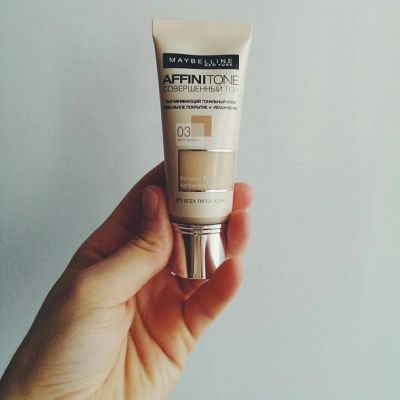 Лот: 6994207. Фото: 1. Тональный крем Maybelline Affinitone... Макияж