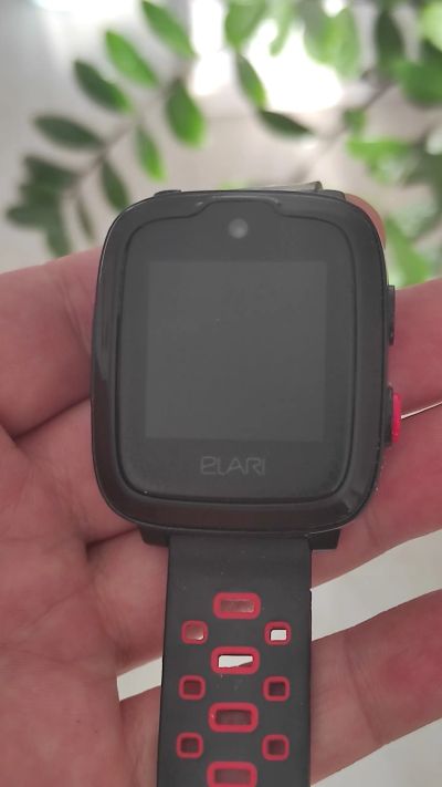 Лот: 21039654. Фото: 1. Часы-телефон ELARI KidPhone 4G... Смарт-часы, фитнес-браслеты, аксессуары