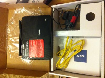 Лот: 6084327. Фото: 1. Роутер zyxel keenetic lite 2. WiFi, Bluetooth адаптеры