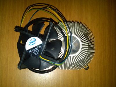 Лот: 4293332. Фото: 1. Кулер Intel для 775 сокета. Системы охлаждения