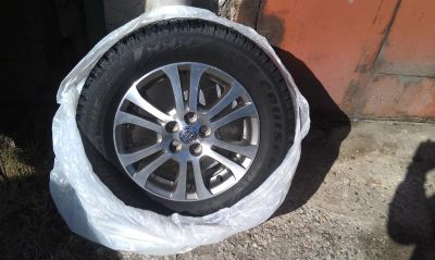 Лот: 3270584. Фото: 1. Шины Bridgestone Ice Cruiser 7000... Шины на дисках