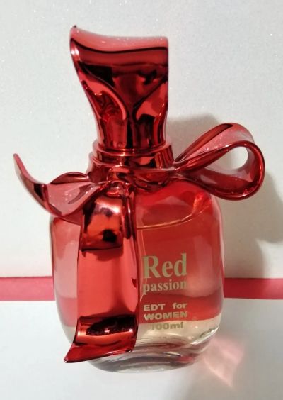 Лот: 5591236. Фото: 1. Туалетная вода Parli Parfum Red... Женская парфюмерия