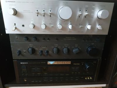 Лот: 16302395. Фото: 1. Pioneer A700. Усилители, эквалайзеры