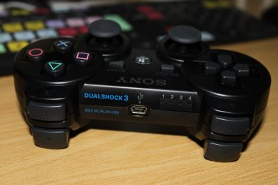 Лот: 3179547. Фото: 1. Dualshock 3 новый. Аксессуары для игровых приставок, консолей, геймпады