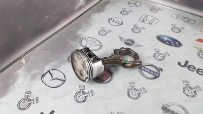 Лот: 23587419. Фото: 1. Поршень с шатуном Subaru Legacy... Двигатель и элементы двигателя