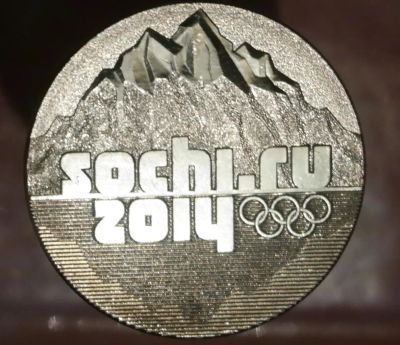Лот: 7324161. Фото: 1. 25 рублей Сочи. Горы. 2011 год. Остальные страны