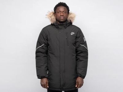 Лот: 24975671. Фото: 1. Куртка зимняя Nike. Верхняя одежда