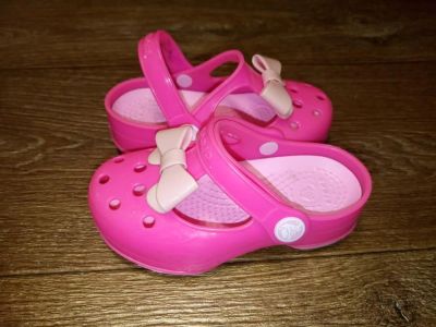 Лот: 10411311. Фото: 1. Кроксы Crocs C8. Шлепанцы, сланцы