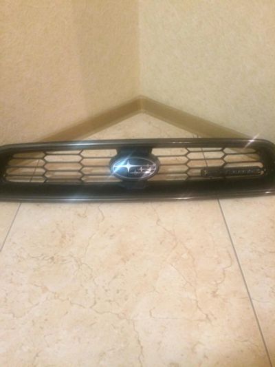 Лот: 6764259. Фото: 1. Радиаторная решетка Subaru Legacy... Кузов