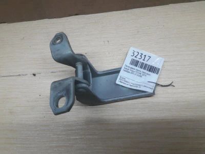 Лот: 21411248. Фото: 1. Петля двери верхняя Suzuki Vitara... Кузов