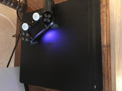 Лот: 12207044. Фото: 1. Sony PlayStation 4 slim. Игровые приставки, консоли
