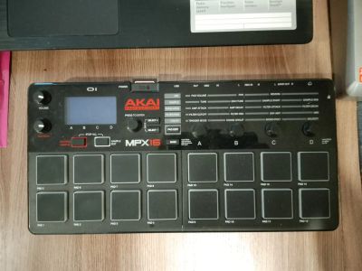 Лот: 23331822. Фото: 1. Миди Akai mpx16 сэмплер. MIDI-оборудование
