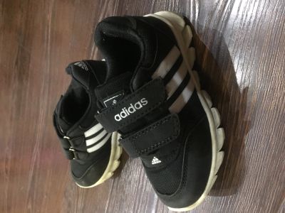 Лот: 14984433. Фото: 1. Кроссовки adidas на мальчика. Кеды, кроссовки