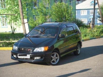 Лот: 92606. Фото: 1. Автомобиль Toyota Ipsum. Автомобили