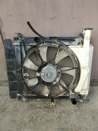 Лот: 19420524. Фото: 1. Радиатор охлаждения Toyota. Двигатель и элементы двигателя