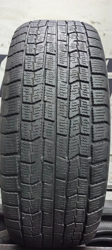 Лот: 24789350. Фото: 1. 215/65R16 98Q Goodyear Ice Navi... Шины