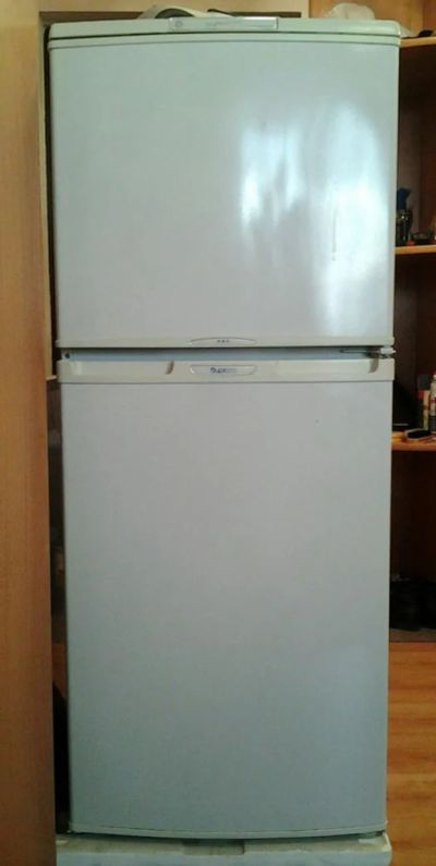 Лот: 4049351. Фото: 1. Холодильник Бирюса-22С-2, Б/У. Холодильники, морозильные камеры