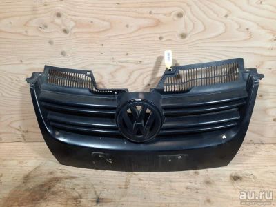 Лот: 18537124. Фото: 1. Решетка радиатора Volkswagen Golf... Кузов