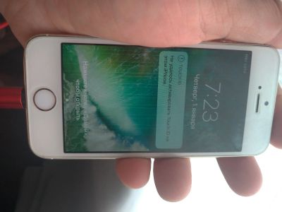 Лот: 17581847. Фото: 1. Iphone 5 s. Смартфоны