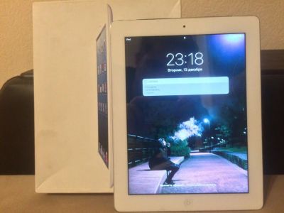 Лот: 8721865. Фото: 1. Продам iPad 4 wi-fi 4g 32gb. Планшеты