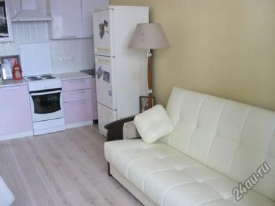 Лот: 4288495. Фото: 1. Сдаю гостинку на Ладо Кецховели... Квартиры, студии