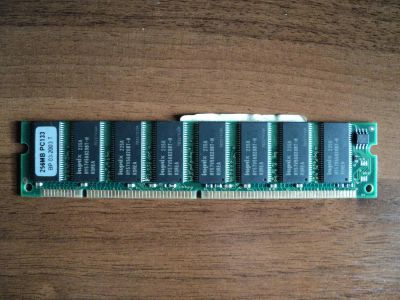 Лот: 4032435. Фото: 1. SDRAM Hynix 256Mb 133MHz. Оперативная память