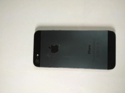 Лот: 8729552. Фото: 1. iPhone 5 16gb black. Смартфоны