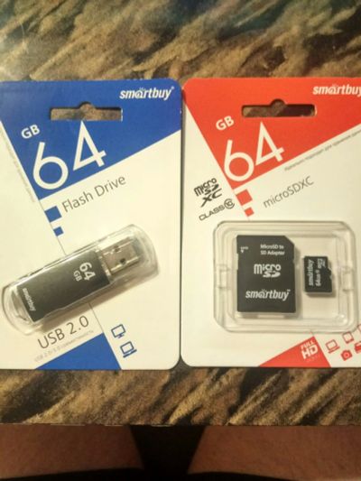 Лот: 15166985. Фото: 1. USB флешка и MicroSd 64. USB-флеш карты