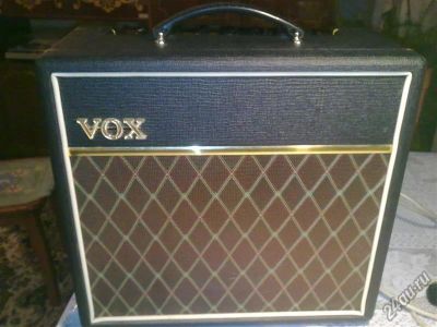 Лот: 5657152. Фото: 1. VOX Pathfinder 15R. Гитарные эффекты и комбоусилители