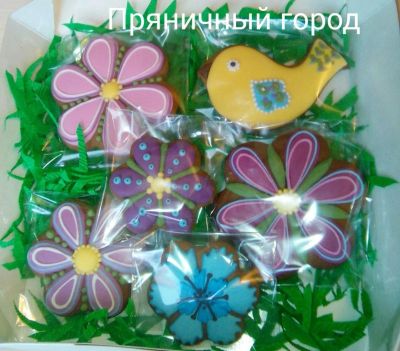 Лот: 7245359. Фото: 1. Пряничный набор "Весенний". Печенье, вафли, пряники