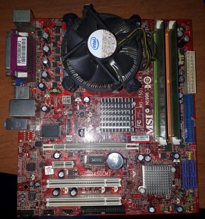 Лот: 16870150. Фото: 1. Продам материнскую платы MSI 945GCM7. Материнские платы