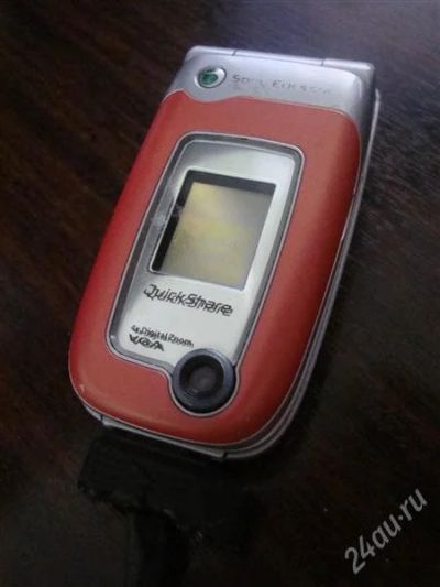 Лот: 2425891. Фото: 1. SonyEricsson Z520. Кнопочные мобильные телефоны