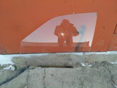 Лот: 6922315. Фото: 1. Водительское стекло ваз 2112. Другое (автозапчасти)