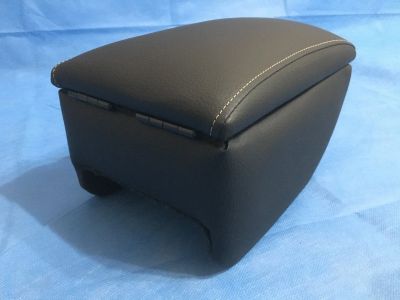 Лот: 17525798. Фото: 1. Подлокотник Chevrolet Lacetti... Салон