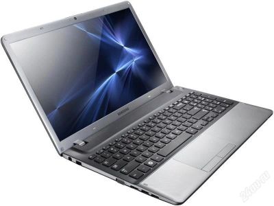 Лот: 2612462. Фото: 1. SAMSUNG NP355V5C-S0M + мышь и... Ноутбуки