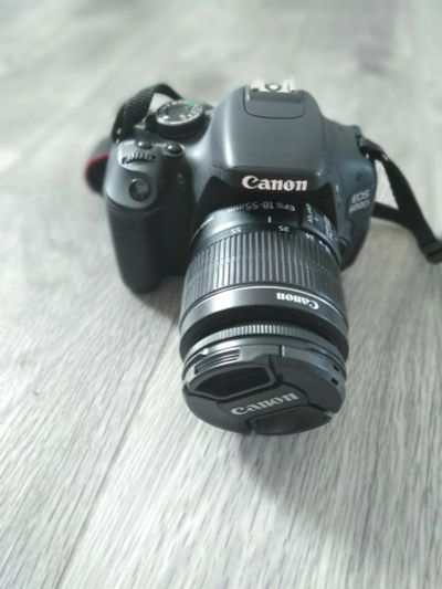 Лот: 11663780. Фото: 1. Зеркальный фотоаппарат canon 600d. Цифровые зеркальные