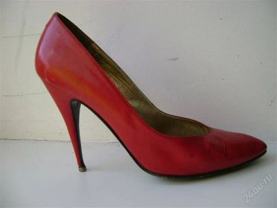 Лот: 992088. Фото: 1. красные туфельки забирайте у кого... Другое (женская обувь)