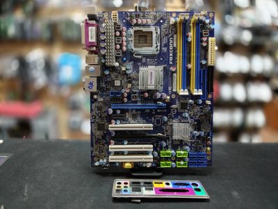 Лот: 25708803. Фото: 1. Мат. плата Foxconn P35A-S/LGA775... Материнские платы