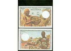 Лот: 18355221. Фото: 1. Камерун 1000 франков 1957 ПРЕСС... Африка