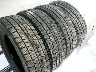 Лот: 12978560. Фото: 1. Комплект зимней резины R14 Bridgestone... Шины