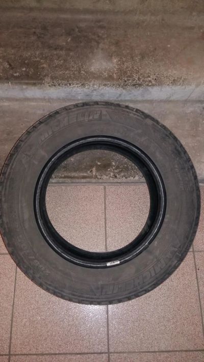 Лот: 9975842. Фото: 1. Шины Michelin 205\70 К15 2 шт. Шины