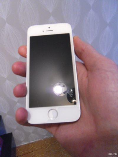 Лот: 13206965. Фото: 1. iPhone SE 32Gb. Смартфоны