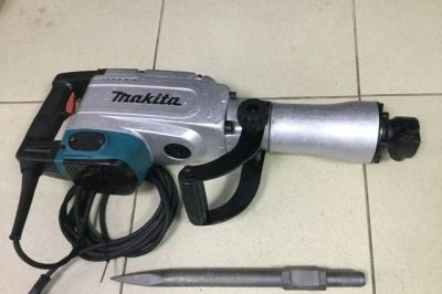 Лот: 15818959. Фото: 1. Отбойный молоток Makita НМ 1304... Строительное