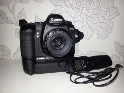Лот: 4228532. Фото: 1. Canon 5D MarkII ,Canon EF 50 1... Цифровые зеркальные
