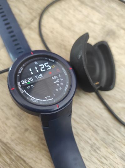 Лот: 21431007. Фото: 1. Смарт-часы Xiaomi Amazfit Verge... Смарт-часы, фитнес-браслеты, аксессуары