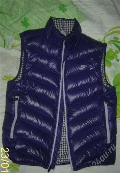 Лот: 1253408. Фото: 1. Отличная безрукавка Nike. Другое (спортивная одежда)