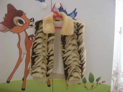 Лот: 7105941. Фото: 1. жилетка меховая. Верхняя одежда