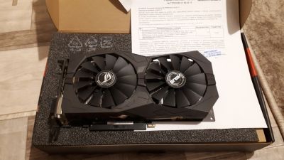 Лот: 17055128. Фото: 1. ASUS AMD Radeon RX 470 4G OC. Видеокарты