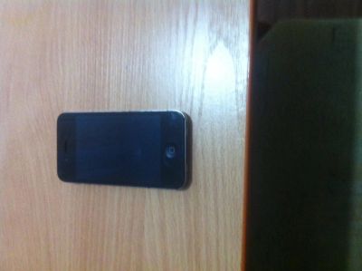 Лот: 11890384. Фото: 1. iPhone 4 32gb. Смартфоны