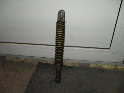 Лот: 2645597. Фото: 1. Амортизатор Suzuki. Запчасти
